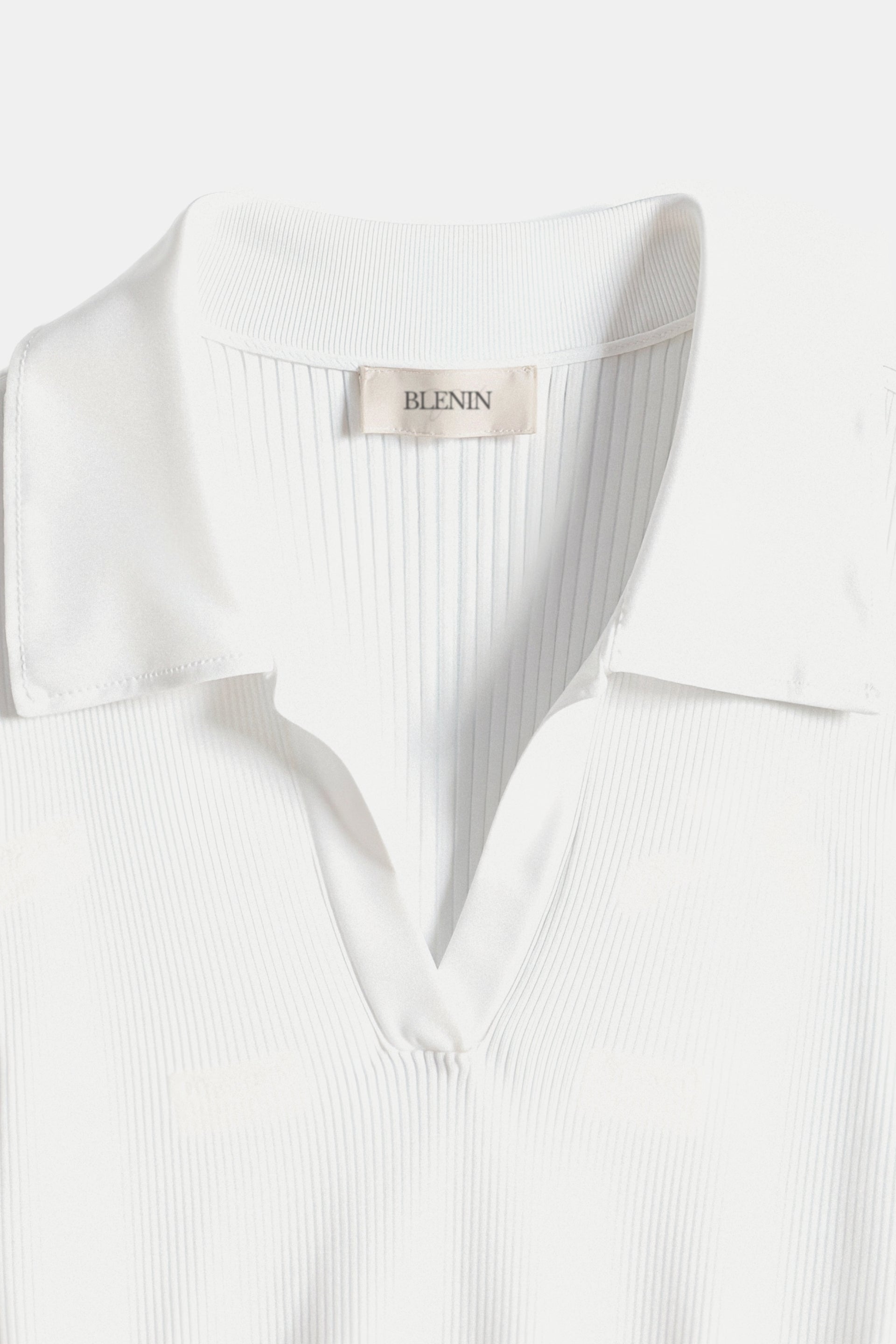 Simple Solid Collared Ribbed Knitted Sleeveless V-neck Top