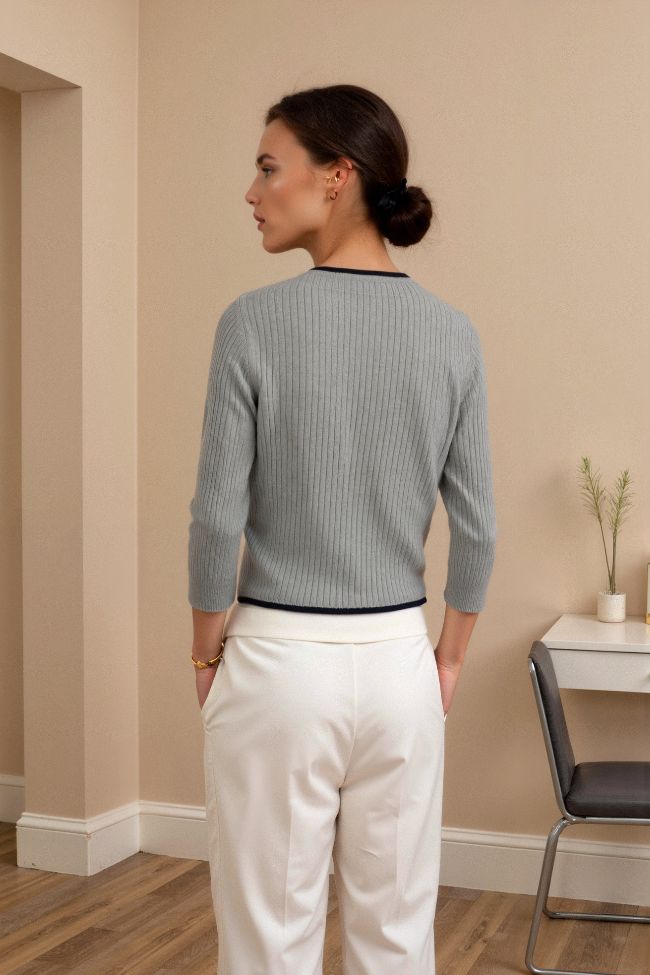 Contrast Trim Gray Label Neck Sweater