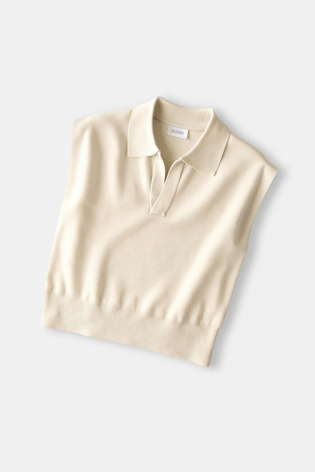 Elegant Solid Collared Neck Knitted Top