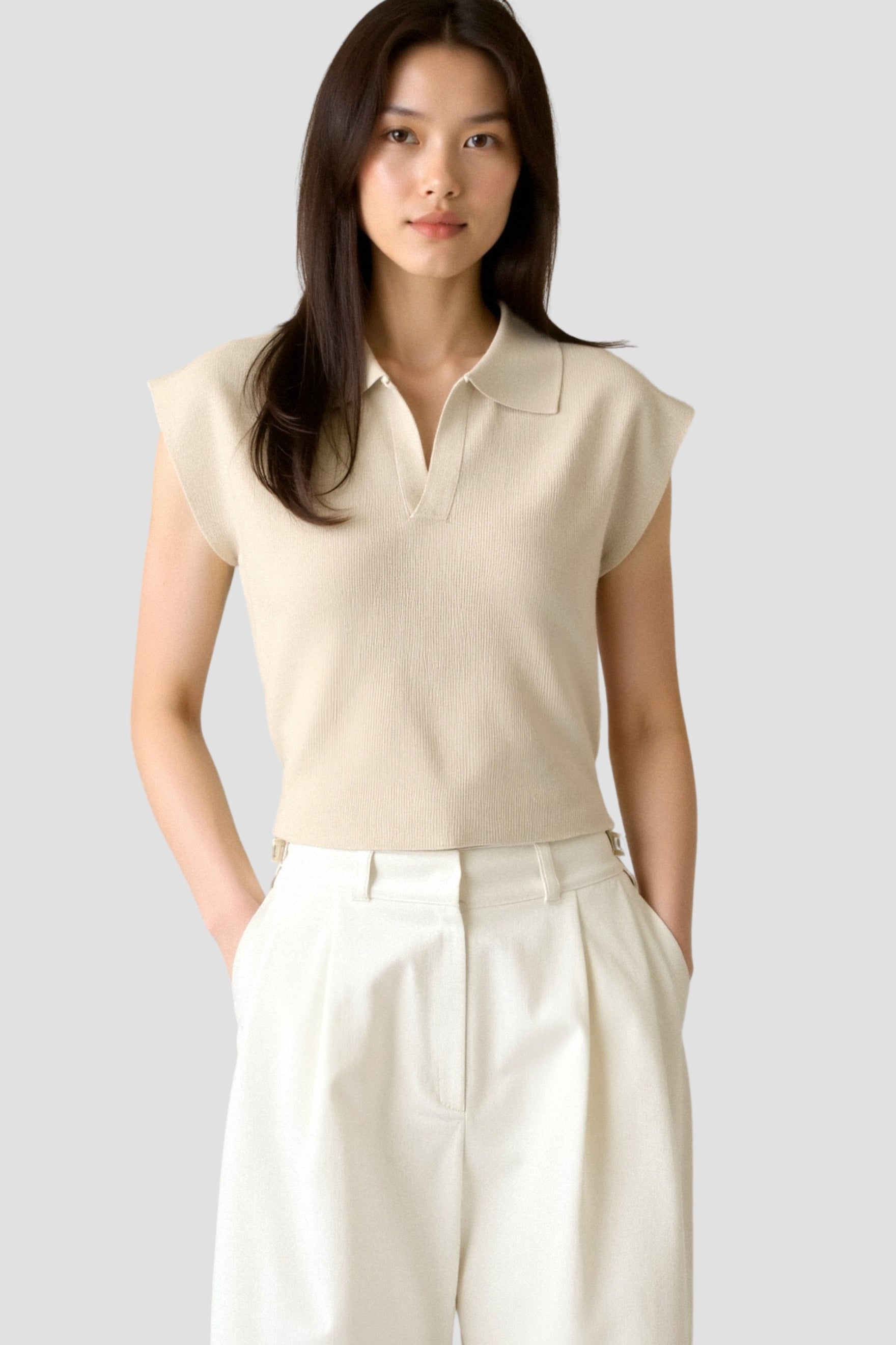Elegant Solid Collared Neck Knitted Top