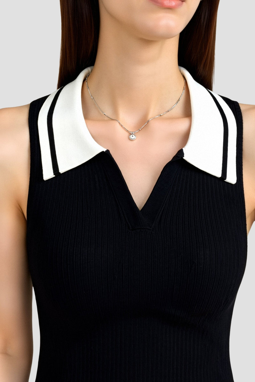 Sleeveless Knitted Color Block Collared Sweater Vest
