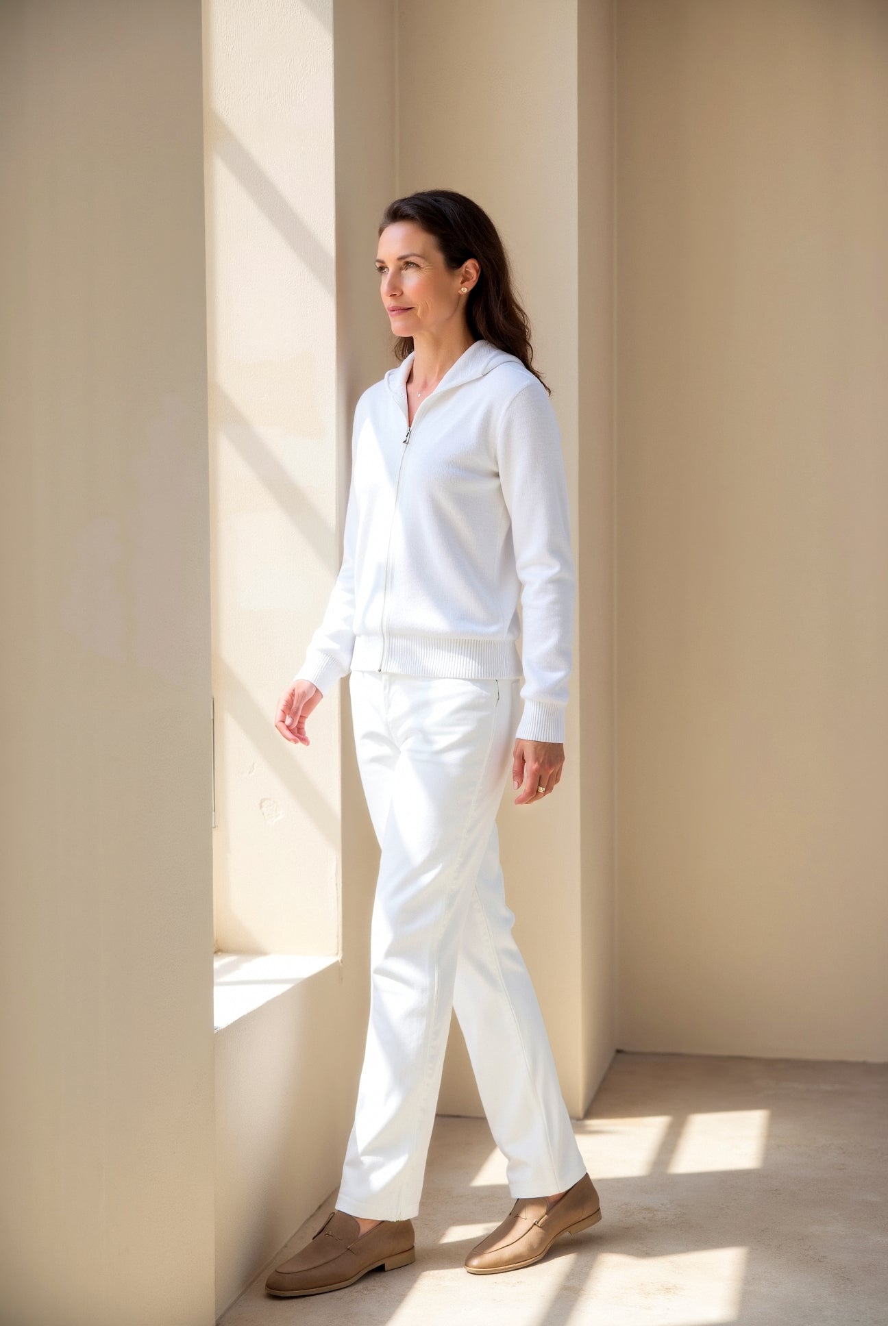 Women Hooded Zip Sweater