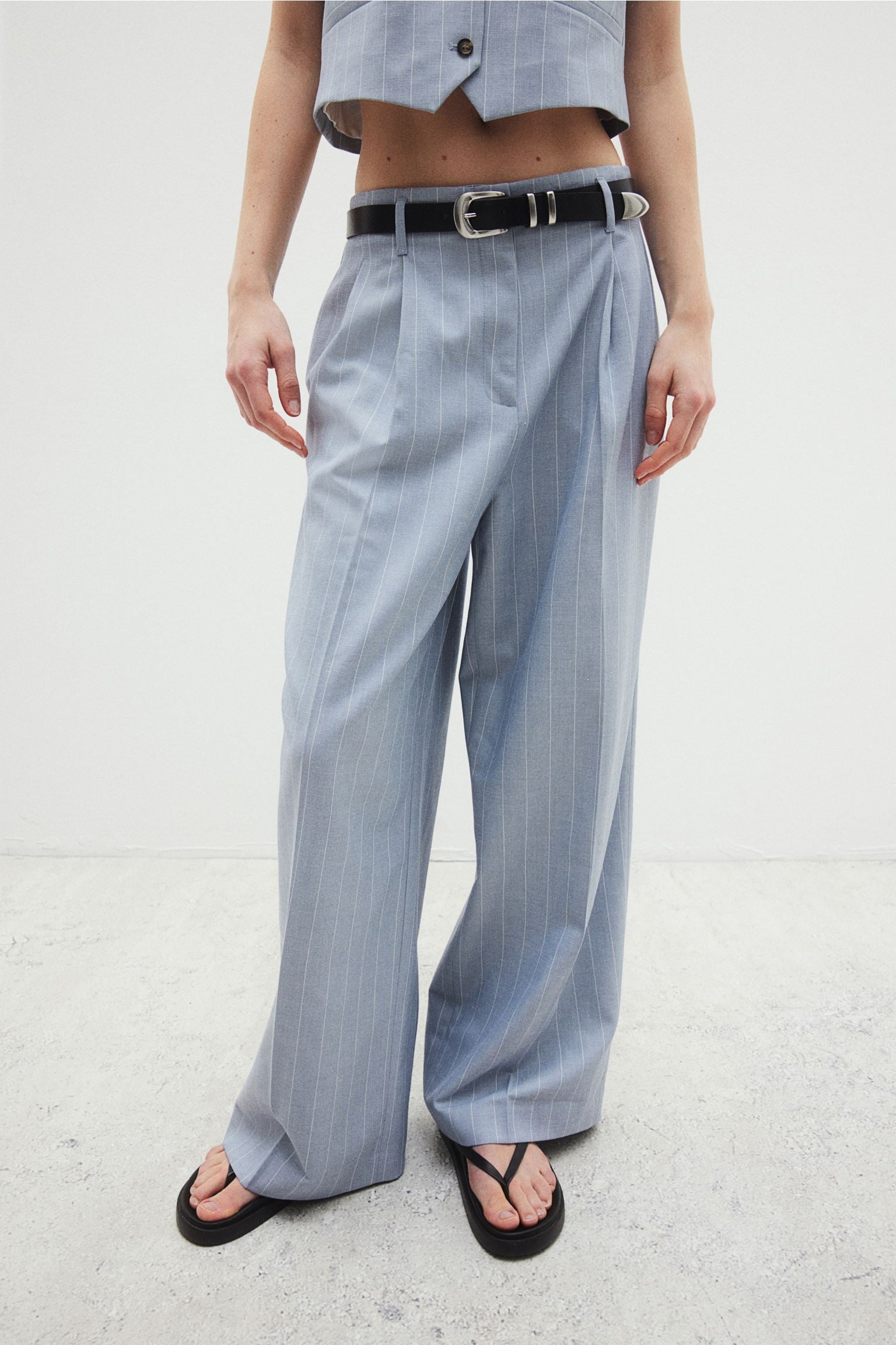 Elegant Back Drop Pants
