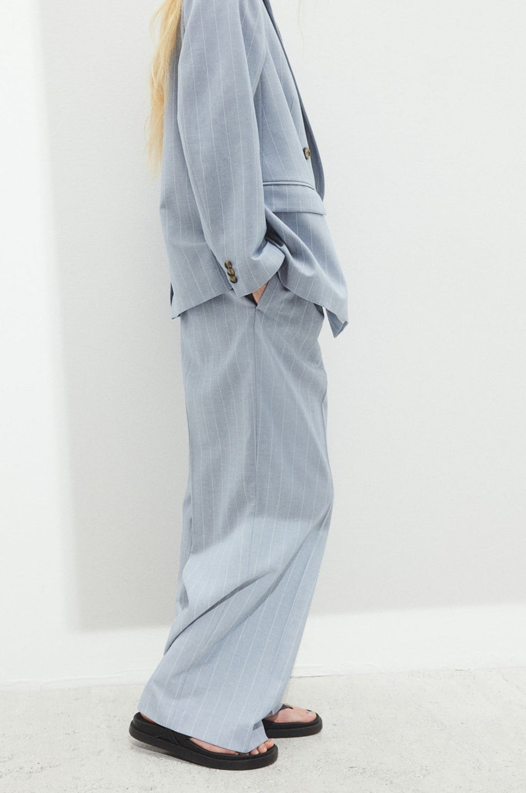 Elegant Back Drop Pants