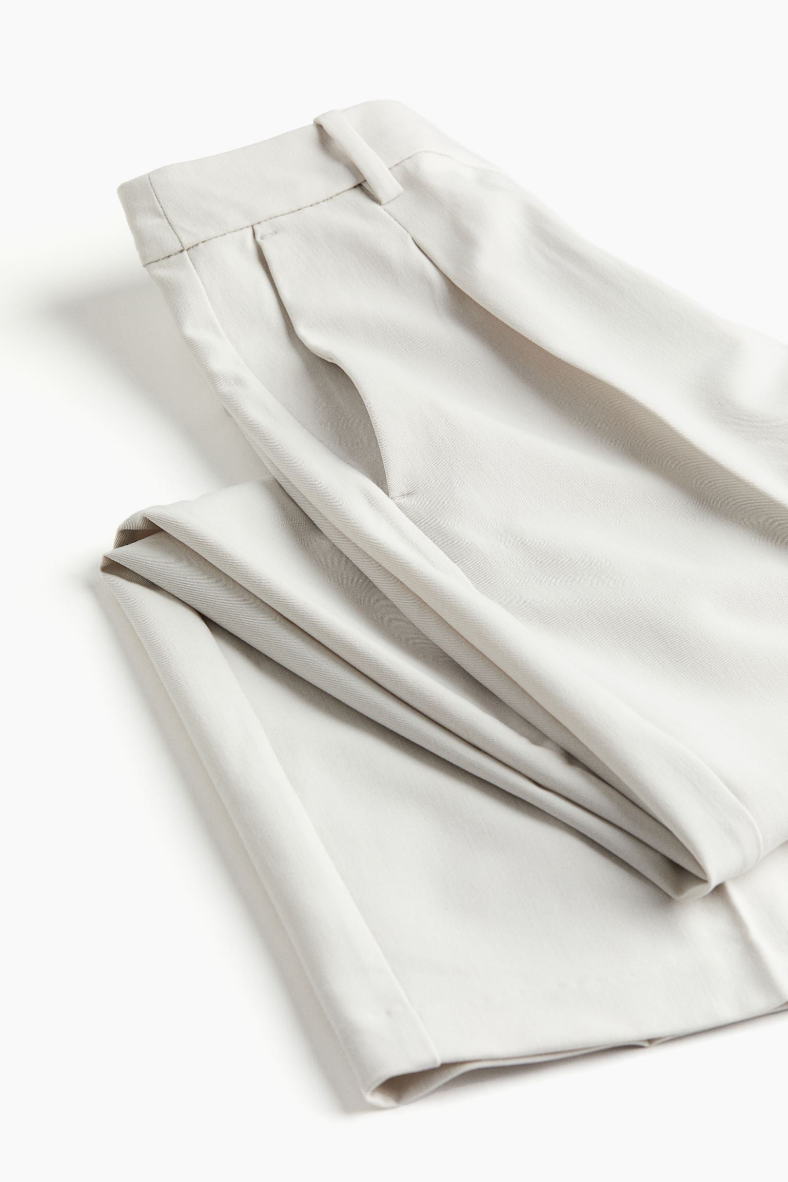 Wide Leg Classic Chino Pants